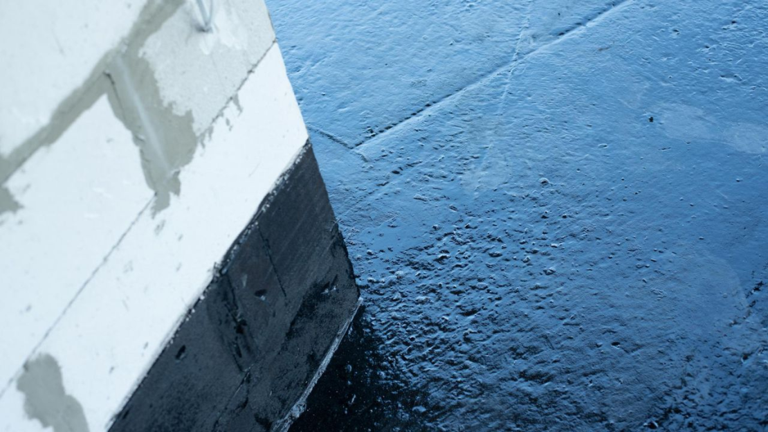 Meglepő, mennyit számít a tartósságban a lábazat vízszigetelés!